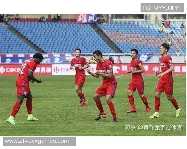 2019中超第4轮精彩对决上港主场迎战重庆力帆全场回顾与精彩瞬间分析